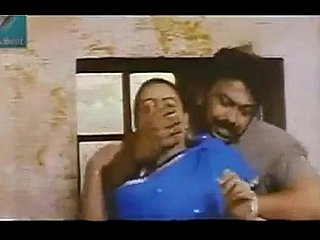 หายาก Mallu Queen Shakeela และ Boobs Popping Out