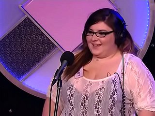 Concours de prostitution de Howard Stern Whore, âgé de 21 ans. Avec 100 gars sur craigslist, bars et clubs Swinger