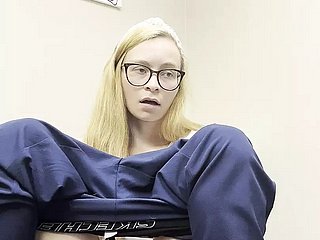 Nakal perawat vagina bermain piping hot hot hot kermis milf