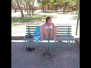 Девушка писает сборник