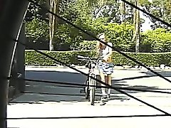 Momentary Cinderella winning b open de Raw Anal