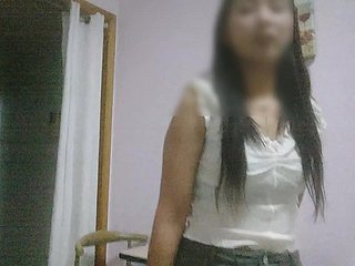 Sneezles técnica de Sneezles niña es muy suave, su figura es esbelta pero not much lo suficientemente sexy.