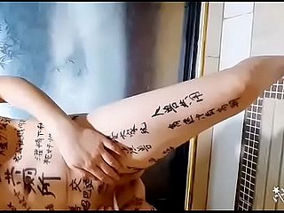 Chinese wife toilet kit lackey pissing be used up near squeak