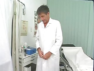 ڈاکٹر