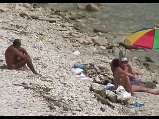 Cuckold strumpet in advance beach