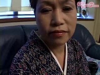 granny của tôi đã đến nhà tôi