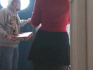 Kirsty Sexy - Pizza Brat (Putain)