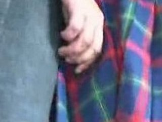 Blonde девушки на общественном автобусе